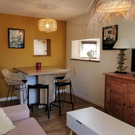 아파트 T2 Avec Jardin Proche *